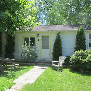 One-Bedroom Cottage